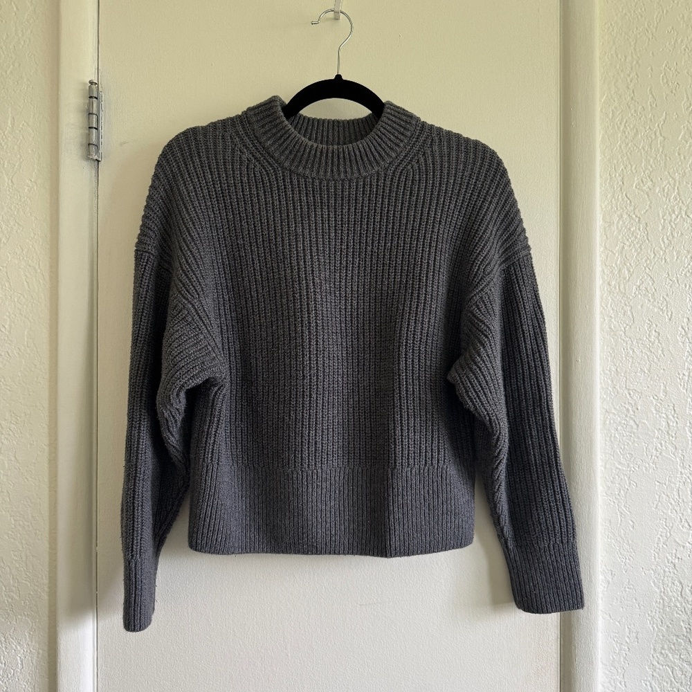 Everlane Women's Texture Cotton Crew Neck Sweater 100% Cotton Sweater Size M